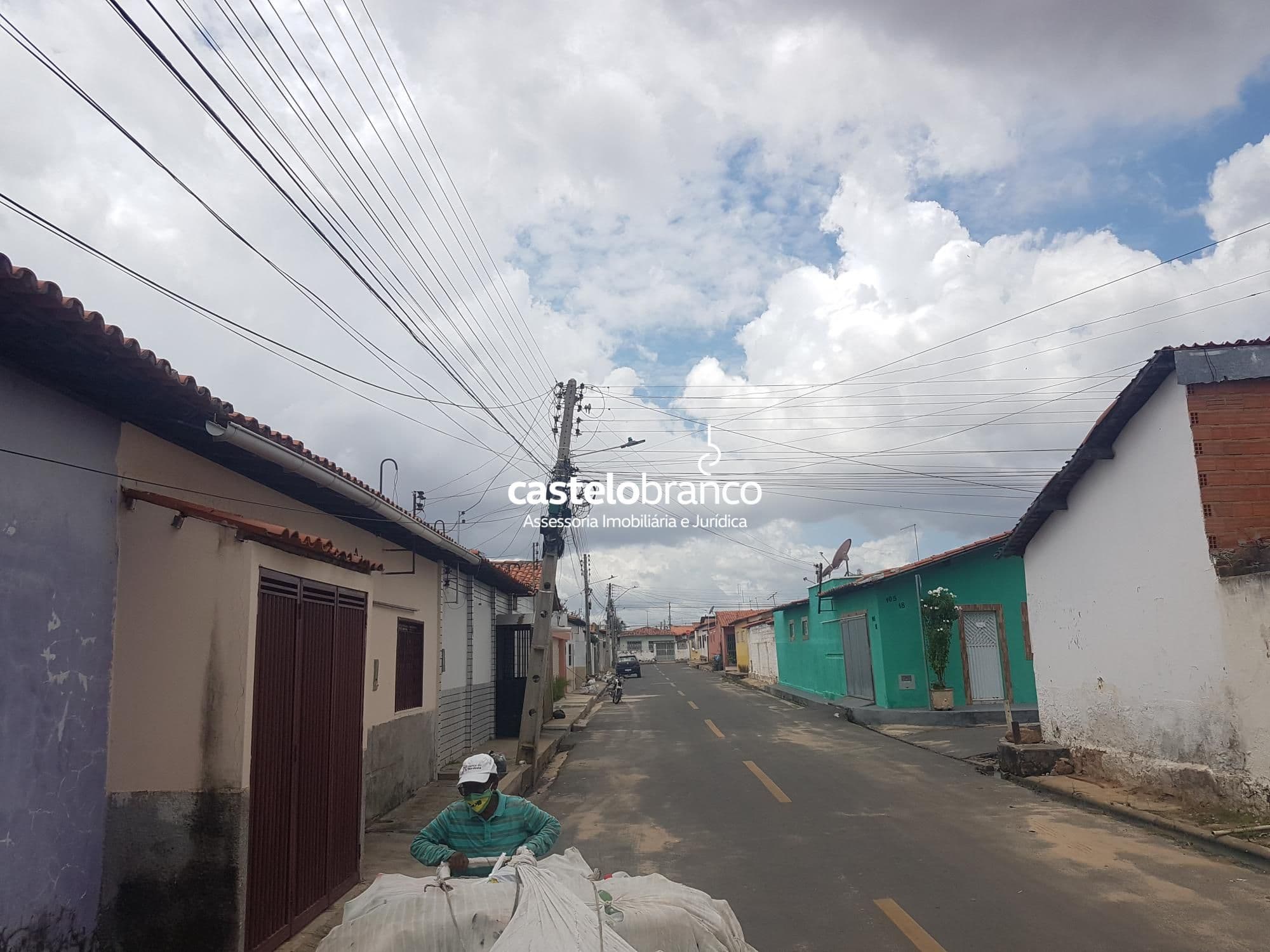 Vendo casa no Parque Piauí pronta para Financiar