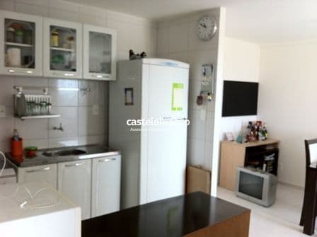 Apartamento para venda com 02 quartos ao lado da Av. dos Holandeses