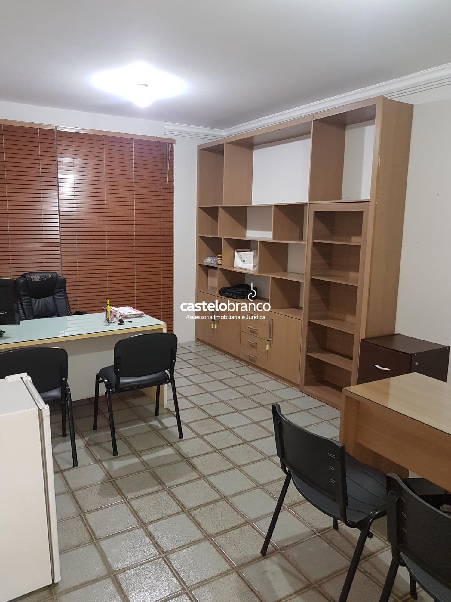 Sala Comercial Completa na melhor área do Polo Saúde de Teresina