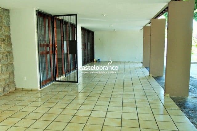 Imperdivel casa na zona leste 900m² - 4 quartos - 2 suites