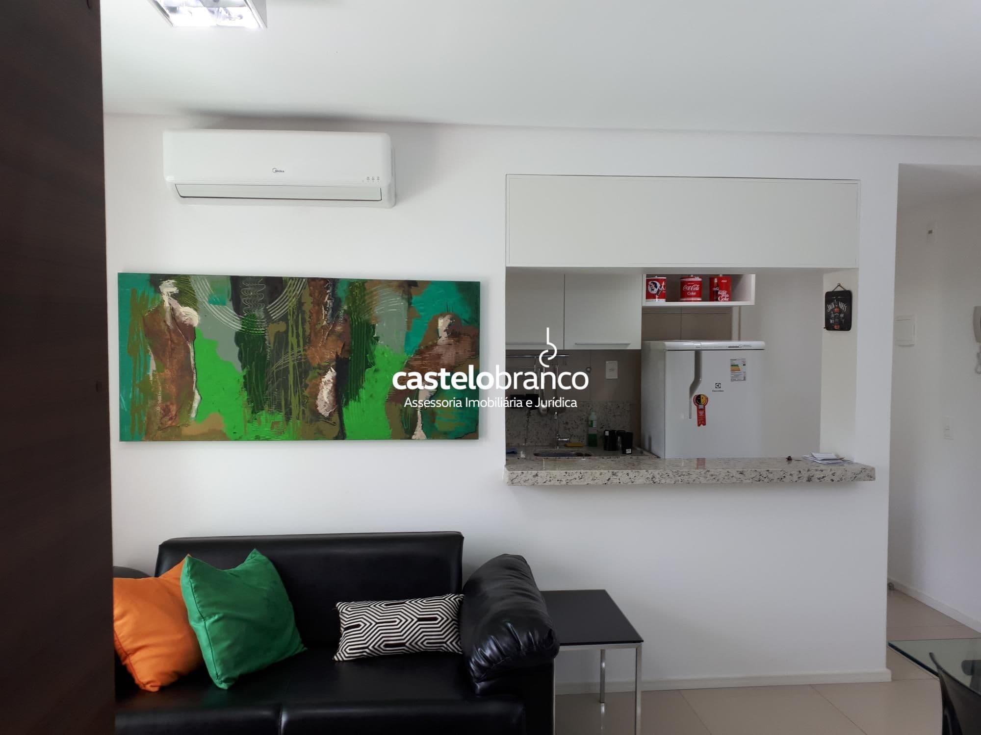 Alugo apartamento completamente mobiliado com área de lazer completa no Califórnia Home Club