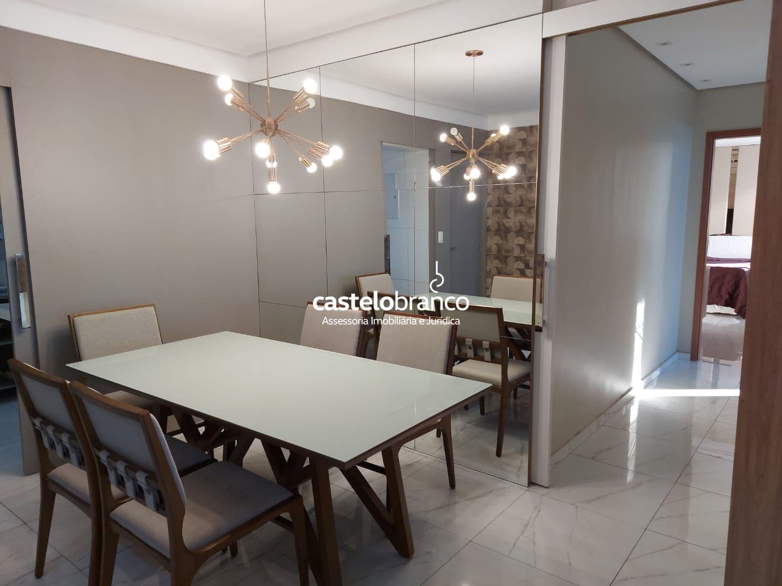 Vendo apartamento reformado em alto padrão em Teresina